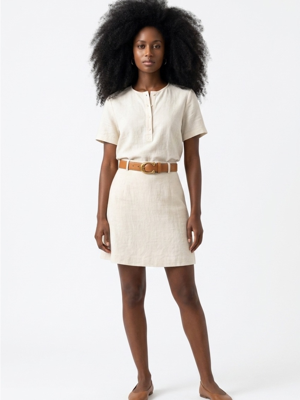 Tan Leather Belt with Gold Buckle - Picture 9 of 16